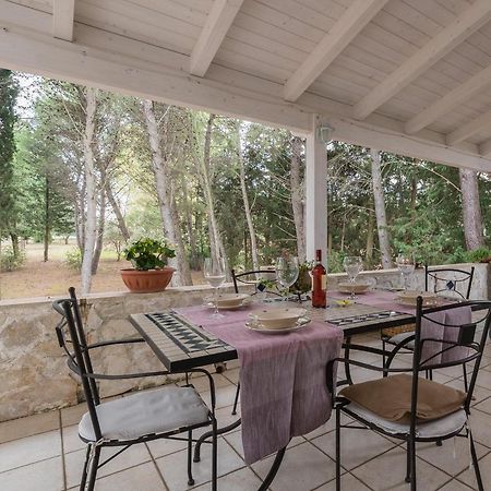 Villa Pineta Ostuni Bagian luar foto